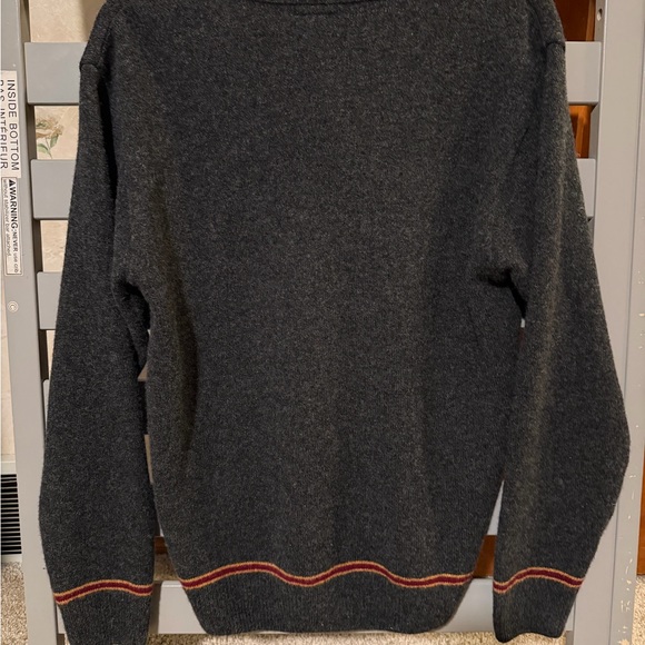 Classic Charcoal Cardigan in Gryffindor school colors - Picture 2 of 8